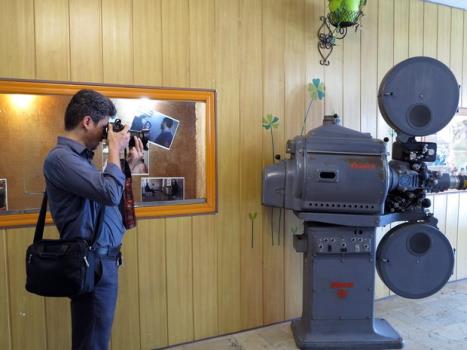 سینمای ایران اصرار به حذف خانواده دارد؟