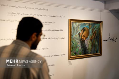 افتتاح نمایشگاه هنرمندی که هنر انقلاب را از انحصار تاریخ درآورد