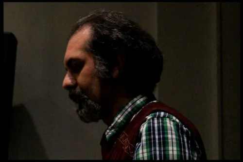 از برگزیده شدن یک آهنگ تا برگزاری چند کنسرت اشعار شمس لنگرودی آلبوم شد